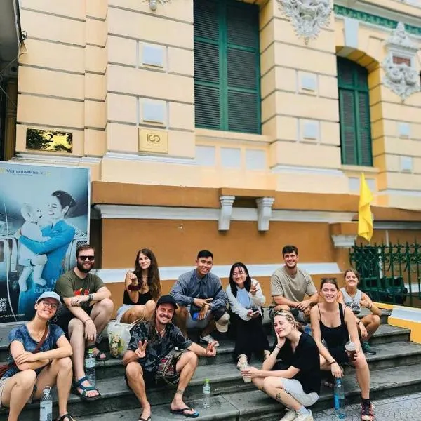 Saigon Authentic Alley Hostel - Free Fresh Breakfast, Gym & Rooftop Billiard, hotel v Ho Či Minově městě