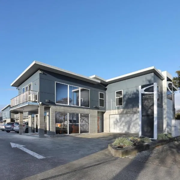 City Corporate Motor Inn, מלון בפלמרסטון נורת'