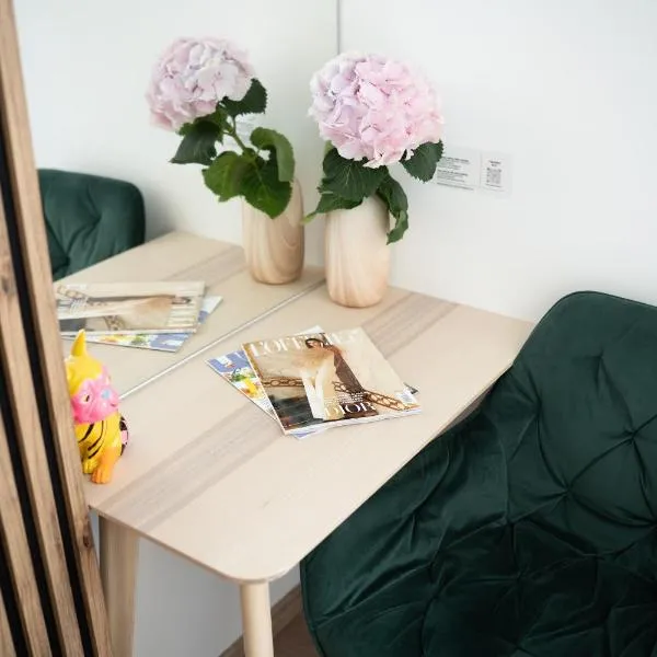 Design Green Garden Apartments with Private Parking & Playground, hôtel à Riga