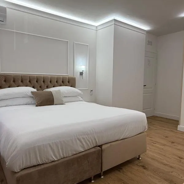 Emy Suites, hotel Civitavecchiában
