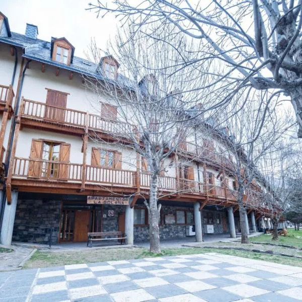Apartamentos La Solana, hotel v destinaci Pla de l'Ermita