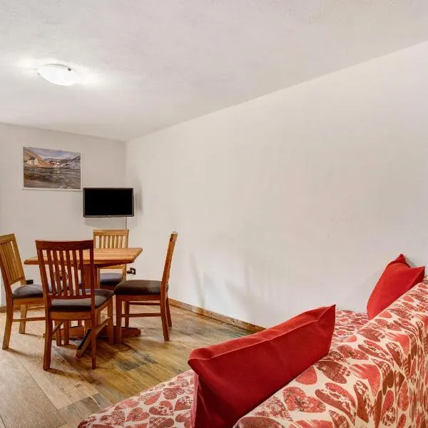Aux Pieds du Malatra' 2, hotel in Saint-Rhémy-en-bosses