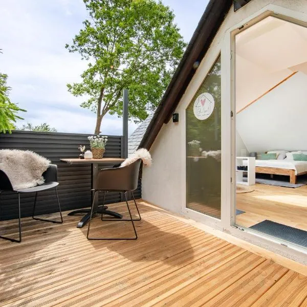 Kleiner Glücksort, Appartement, hotel v destinaci Gillenfeld