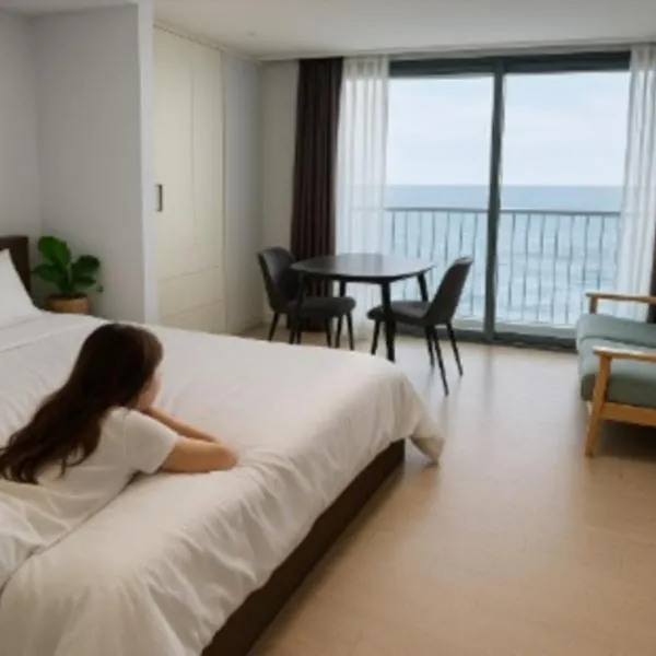Yeosu UTOP UBLESS All Rooms Stunning Ocean View, hotel in Yeosu