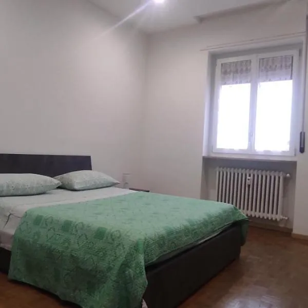 Alloggio Tomy centro Biella, hotel a Biella