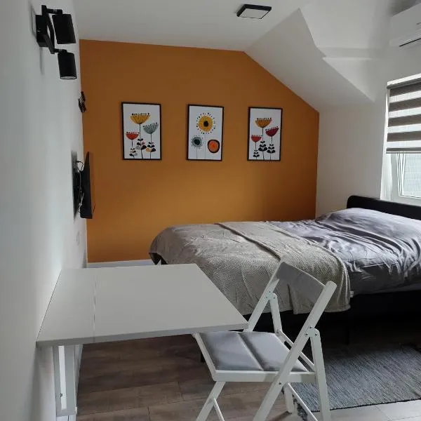 Top 4 Sobe, Rooms - Near the airport, hotel v destinaci Niš