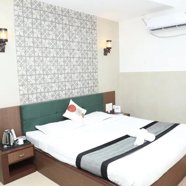 The Blue Lagoon Hotel Premium, hotel in Cuttack