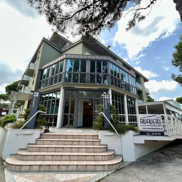 Residence Rivaverde, hotel v destinácii Marina di Ravenna