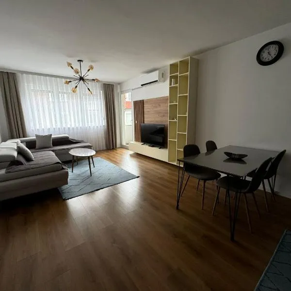 Banesa ne qender te Pejes 2, khách sạn ở Peje