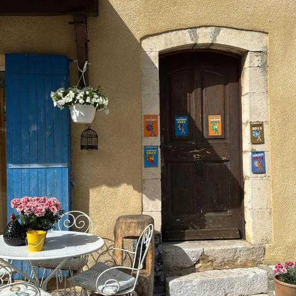 Ferme de Sejour Rebuffel, hotel v destinaci La Roque-Esclapon