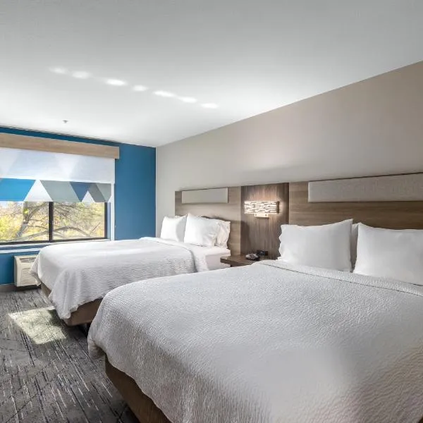 Holiday Inn Express Hotel & Suites Vancouver Mall-Portland Area by IHG, hotel in Vancouver