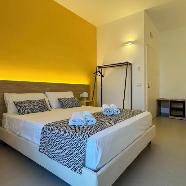Tevergad Suites & Rooms, hotel en Terrasini