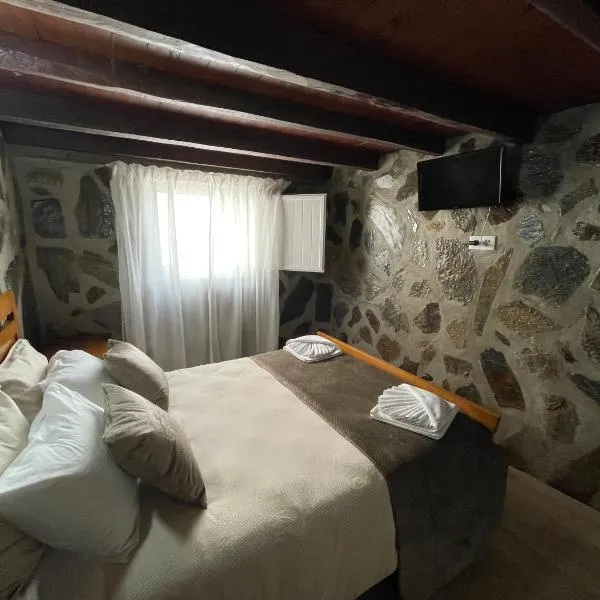 Refúgio das Rocas, hotel in Castanheira de Pêra