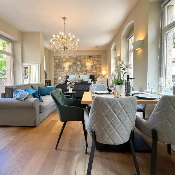Charmantes Ferienhaus mit Garten & Terrasse-ruhig und schnell ins Zentrum, khách sạn ở Dresden
