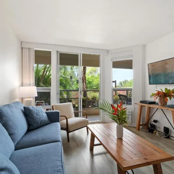 Renovated Condo - 3 Min Walk to Toes in the Sand!, hotel in Wailea