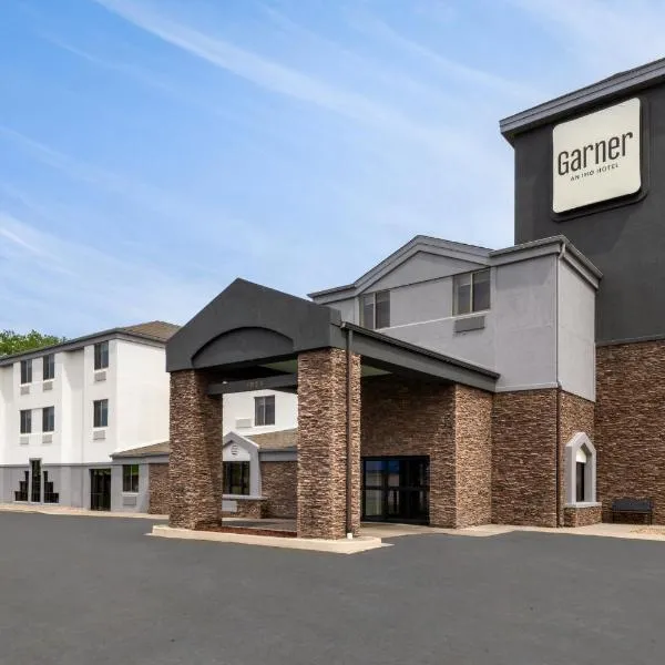 Garner Hotel Topeka West by IHG, hotel in Topeka