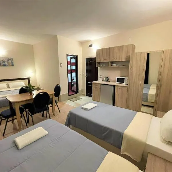 Стаи, студиа и апартаменти, hotel v destinaci Svištov