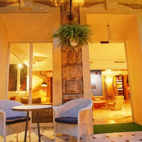 Le Windsor, Jungle Art Hotel, ξενοδοχείο στη Νίκαια