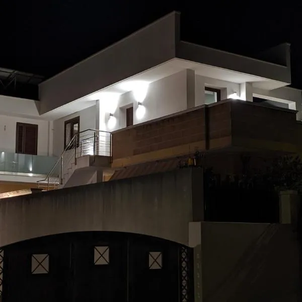 Residenza Del Sole, hotel in Surbo