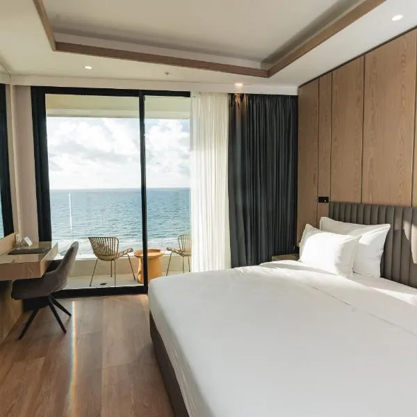 Almera Hotel, hotelli kohteessa Bat Yam