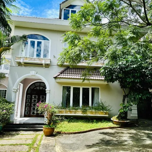 Jakaranda Villa Dalat, hotel in Da Lat
