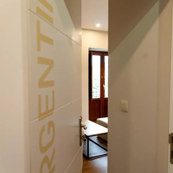 La Barata Apartamentos, hotel in Colombres