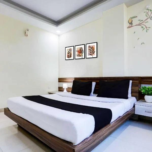 Townhouse Oak Hoshangabad Capital Mall, hotel in Bhopal