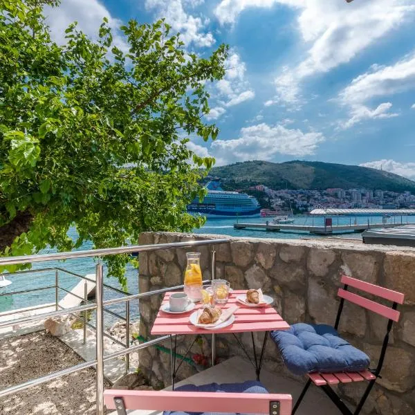 Stylish sea view studio, hotel in Dubrovnik
