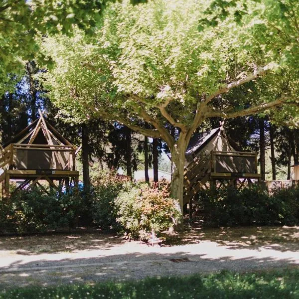 Camping Porte des Alpilles by M.A DESTINATION GLAMPING, hotel v destinaci Saint-Étienne-du-Grès