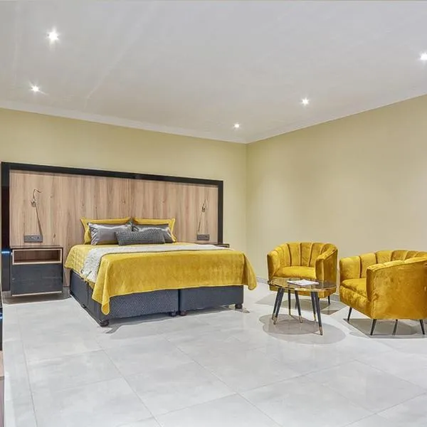 QUEEN GUEST Villa, hotel in Germiston