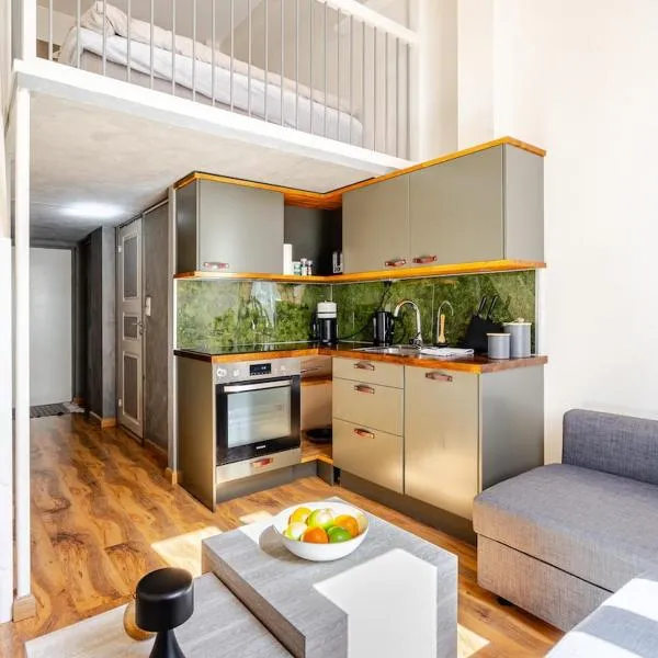 Cozy apartment - new kitchen - city center by the Royal Palace, hotel in Oslo