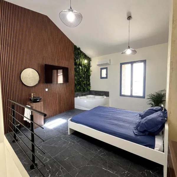 jungle room, hotel in La Tour-dʼAigues