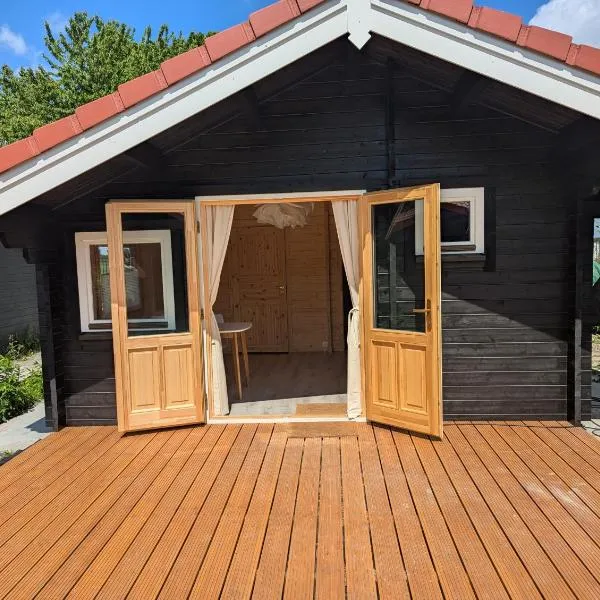 The Bee - Trekkershuts & Apartment, hotel v destinaci Opperdoes