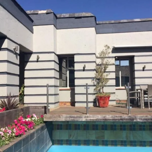 Orchids Lodge, hotel v destinaci Fourways