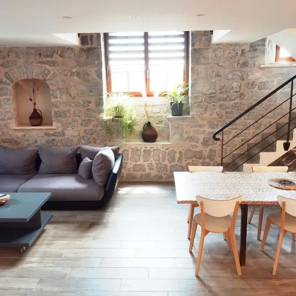 Maison du Troubadour, готель у місті Балазюк