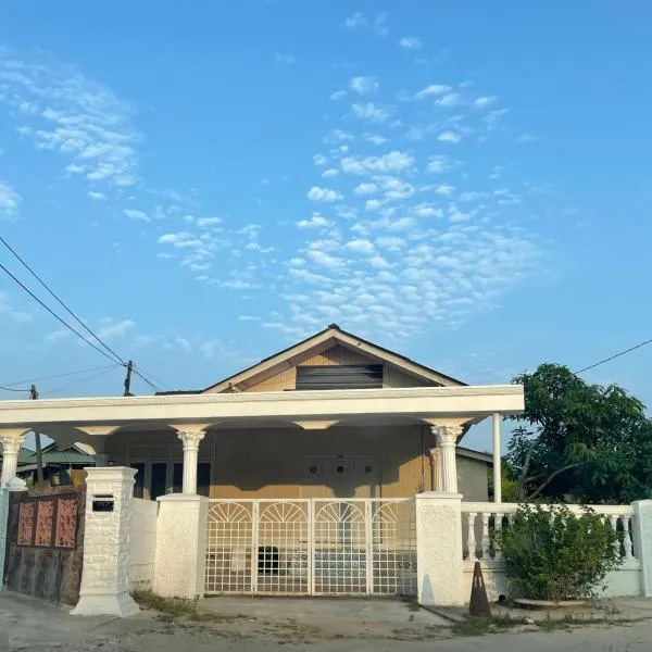 FAKIH Homestay, hotel in Tumpat