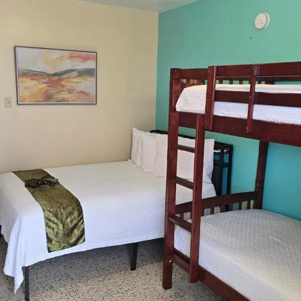 I Love Combate Rooms & Suites, hotel v mestu Boqueron