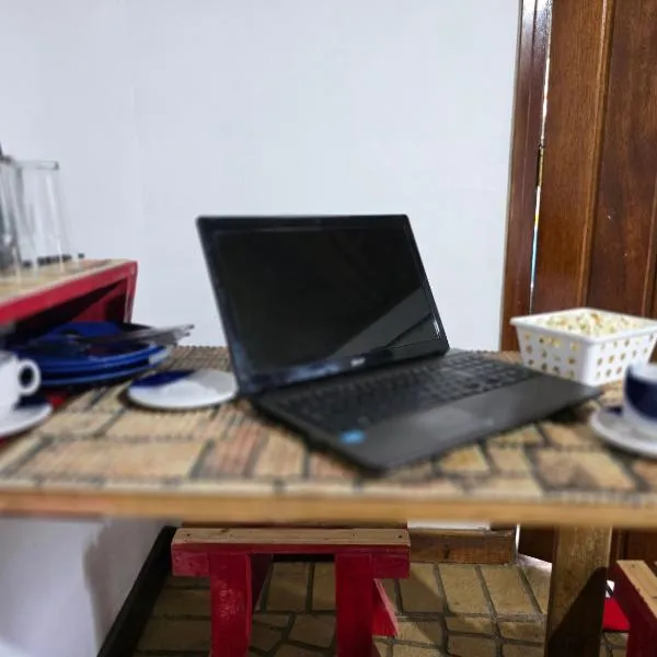 Suíte top próximo Balsa+ Estacionamen, ξενοδοχείο στην Ilhabela