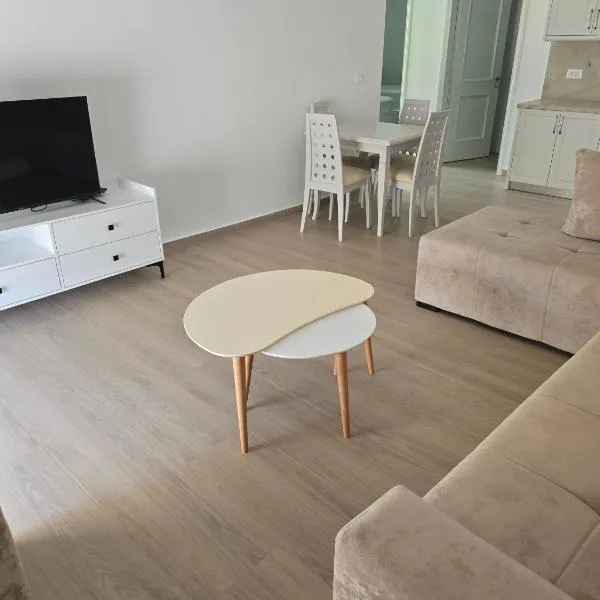 Premium Apartments SR, hotel in Sarandë