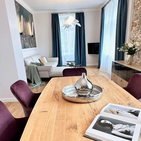 Villa Gloria Luxuswohnungen，位于巴登韦勒的酒店