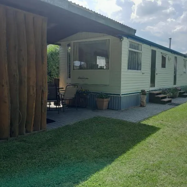 Domek nad Dunajcem, hotel in Gołkowice Dolne