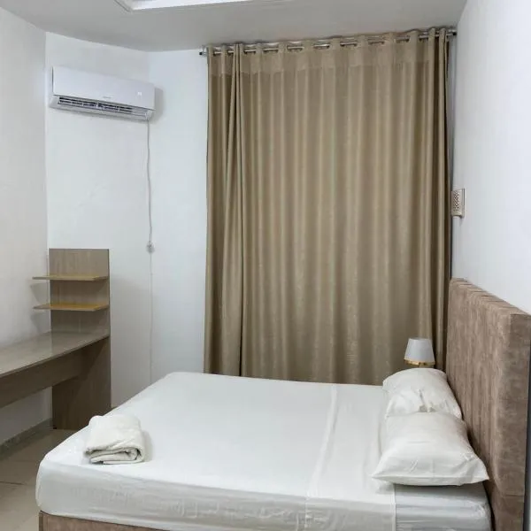 Lafayette Apartment in Downtown Tunis, hotel in Tunis