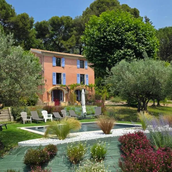 LE MAËLIA, hotel v destinaci Nyons