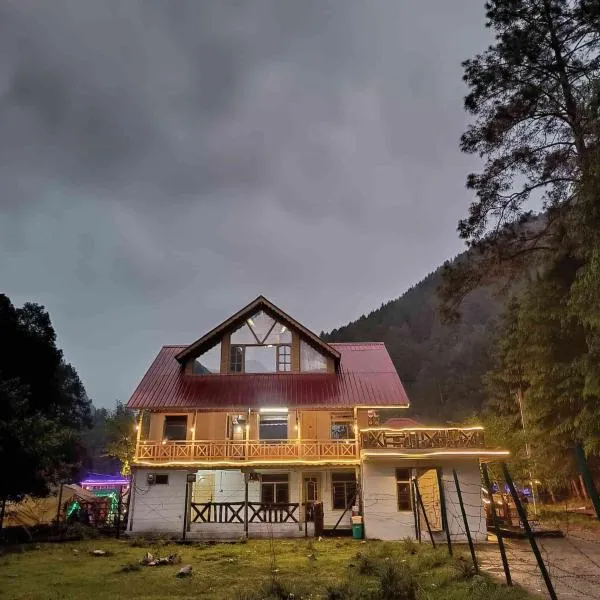 Odyssey Stays Kasol - Tree House, Cottage & Swiss Tents, hotel v destinaci Kasol