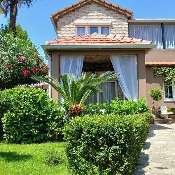Apartments Bajkovic, hotel in Kotor