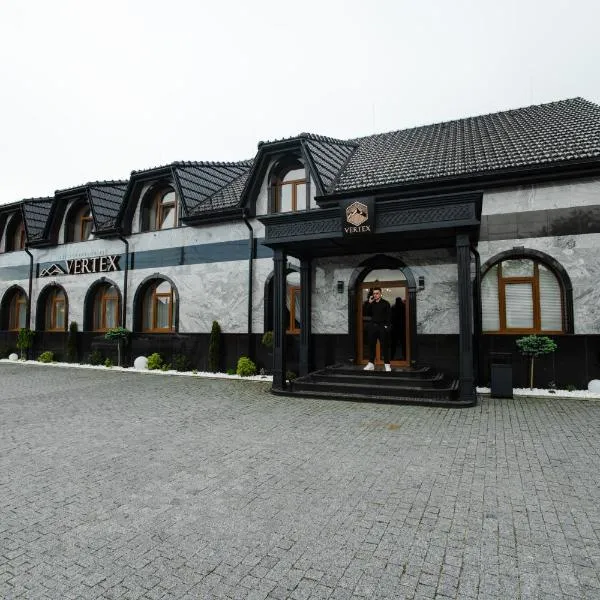 Готель-ресторан Vertex, hotel in Tyachiv
