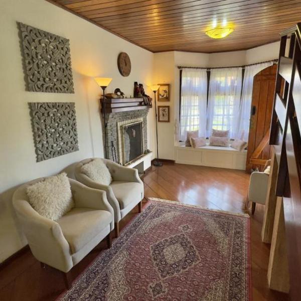 Casa estilo Chalé Suiço 37