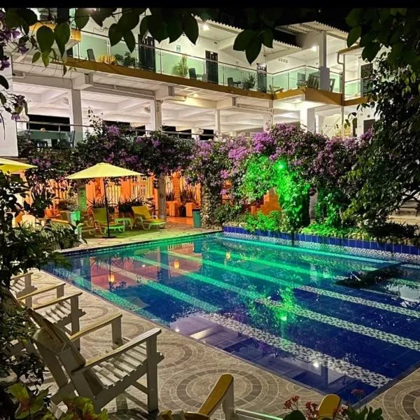 Hotel Villa Real Tolú، فندق في تولو