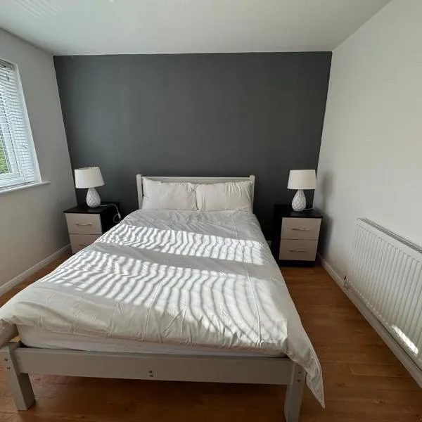 One Bedroom Furnished Flat, hotel in Goodmayes