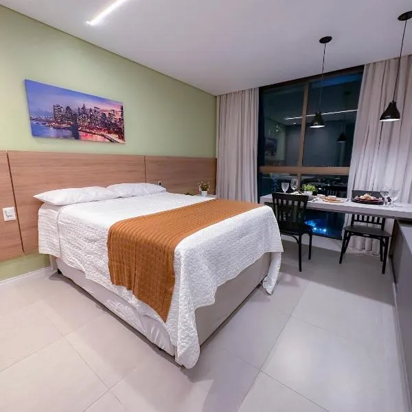 Flat rooftop com piscina aquecida e coworking Boa Viagem, hotel no Recife